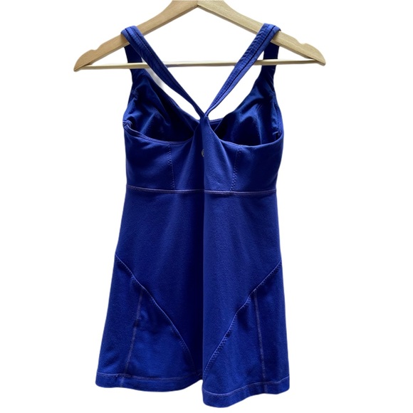 Lululemon Top w/Built in Adjustable Bra and Support - Picture 2 of 9